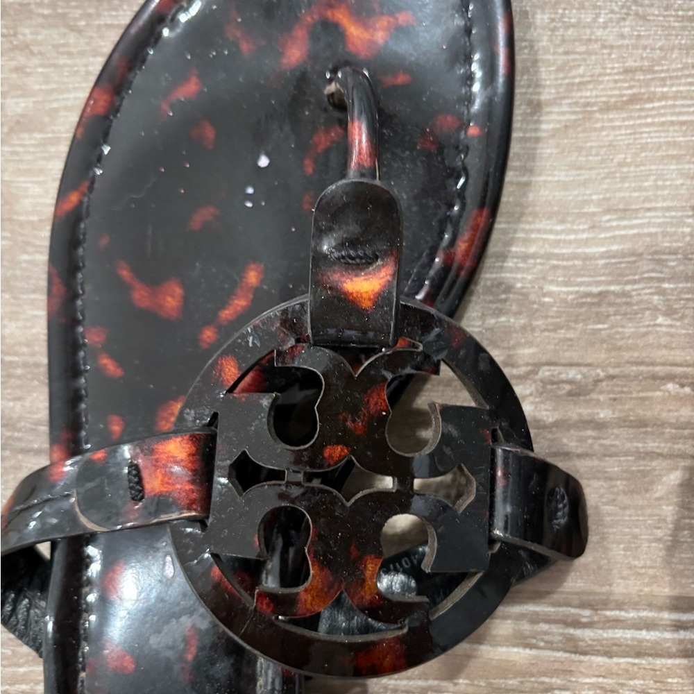 Tory Burch Women's Tortoiseshell Sandals - Picture 3 of 6
